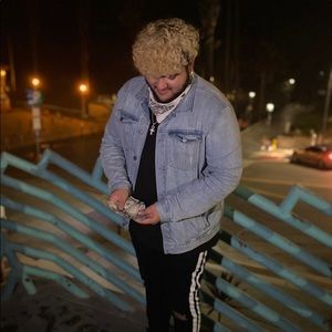 Meet your Posher, Andres